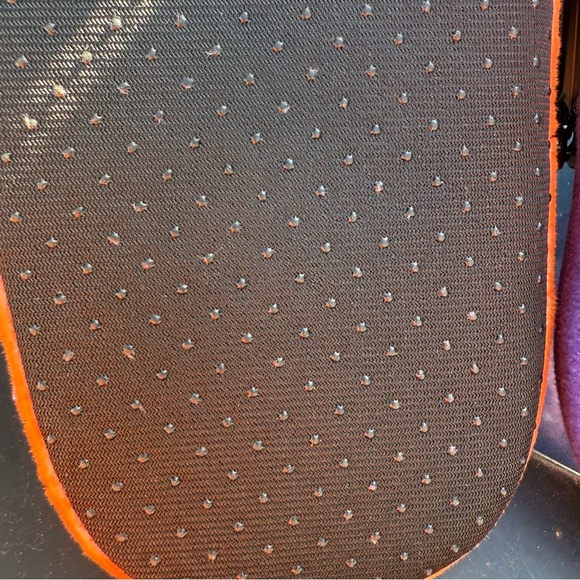 NEW! Bluey & Bingo Women’s Plush 3D Slippers Slides Soft Cozy - Picture 10 of 11